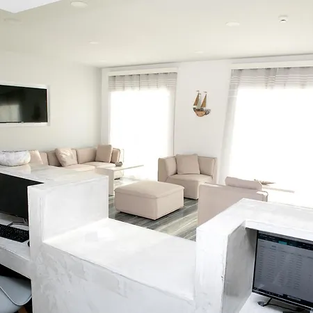 מלון Hyperion Myrties