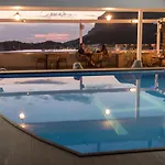 Hyperion Hotel Myrties