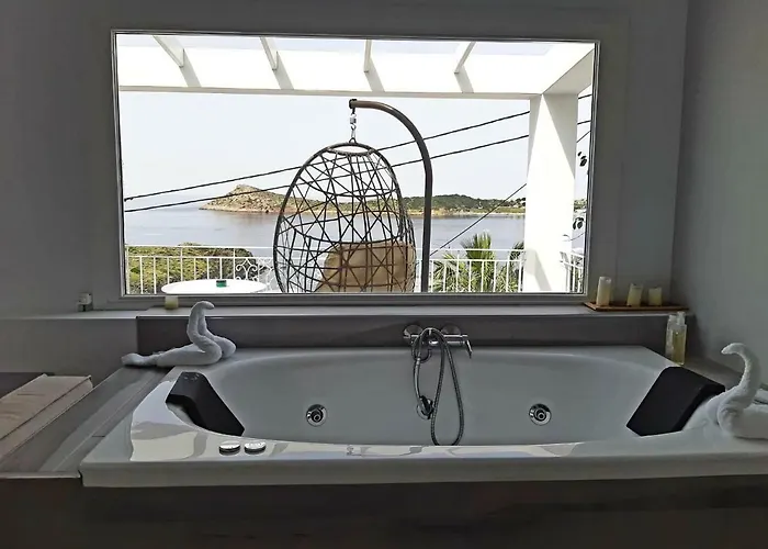 Hyperion Hotel Myrties